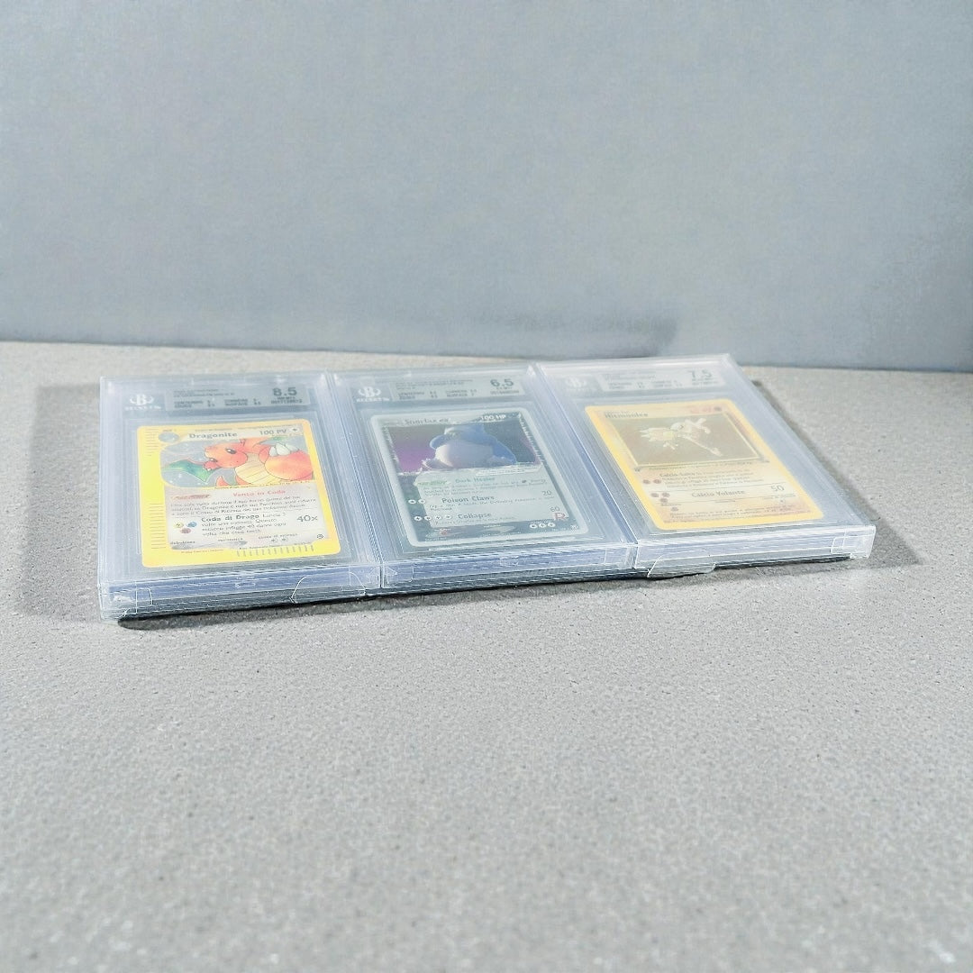 Cornice Rigida Trasparente per 3 Carte Gradate – Espositore BGS Display Case